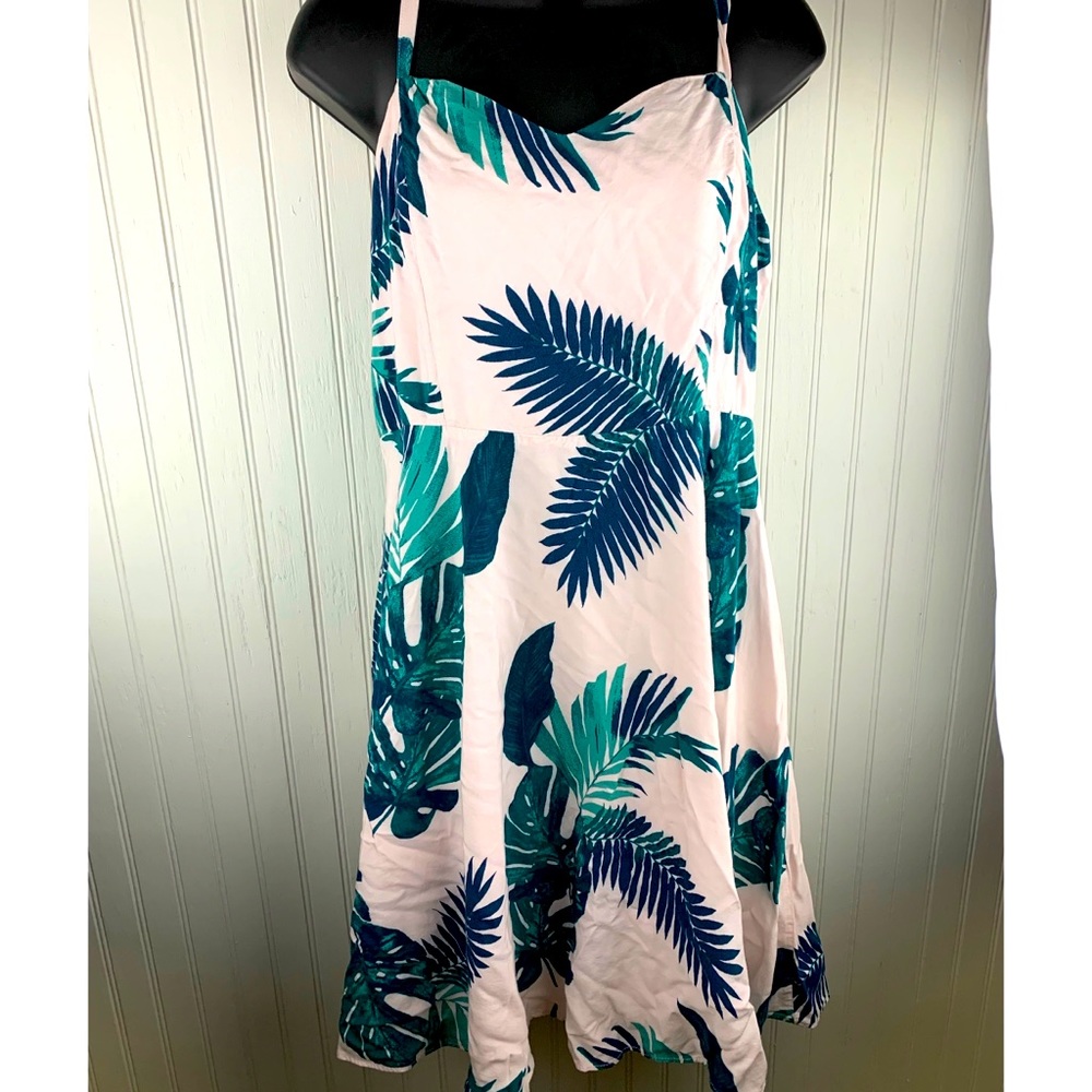 Old Navy Palm Leaf Summer Dress